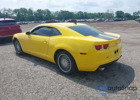 2011 Chevrolet Camaro 2Ls z USA, uszkodzony, nr VIN 2G1FA1ED9B9106294